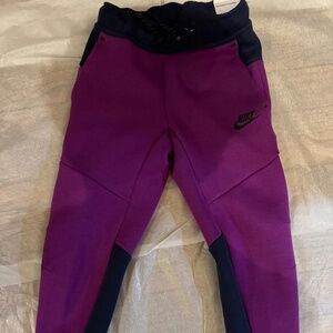 Nike Sportswear Tech Fleece Kids Joggers Size L $90